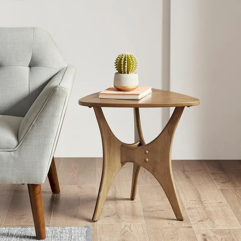 Table d'appoint mi-siècle en bois, dessus triangulaire marron/marron clair, une pièce