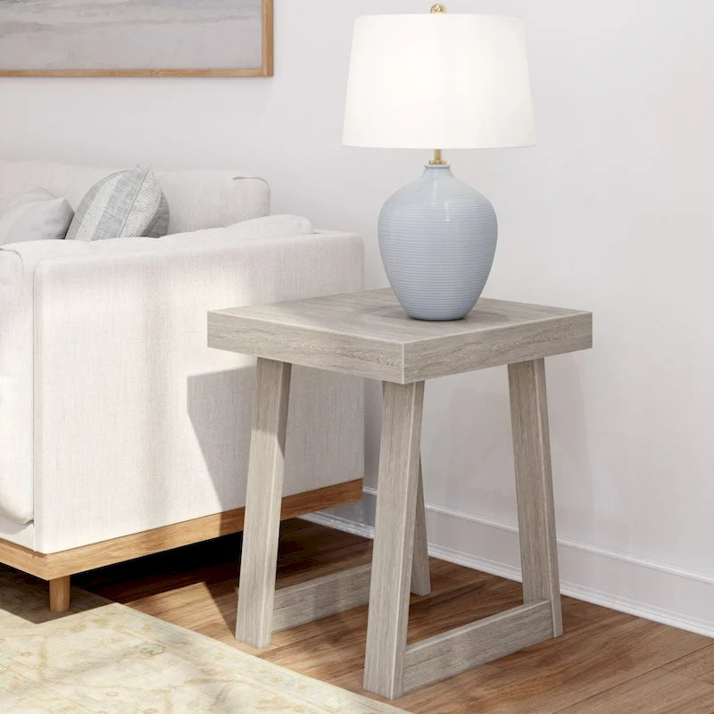 Table d'appoint en pin massif brossé – Utilisateur unique