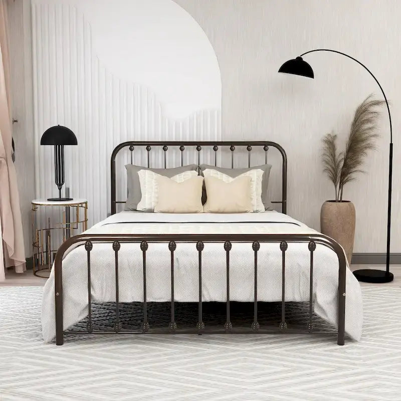 Lit plateforme en métal blanc / marron / noir avec tête et pied de lit ronds, simple